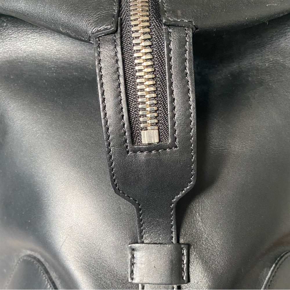 Givenchy Men’s Leather LC 24H Weekender - Picture 11 of 16